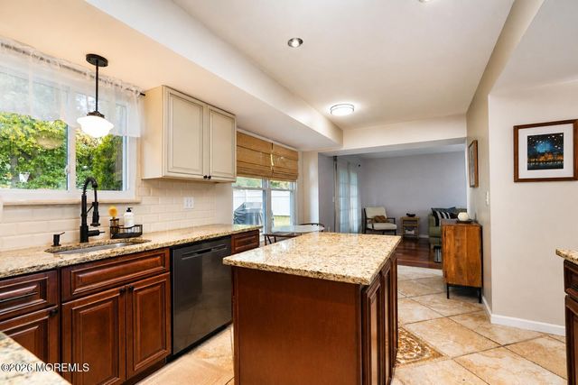 10 Shadow Ridge Court, Howell, NJ 07731