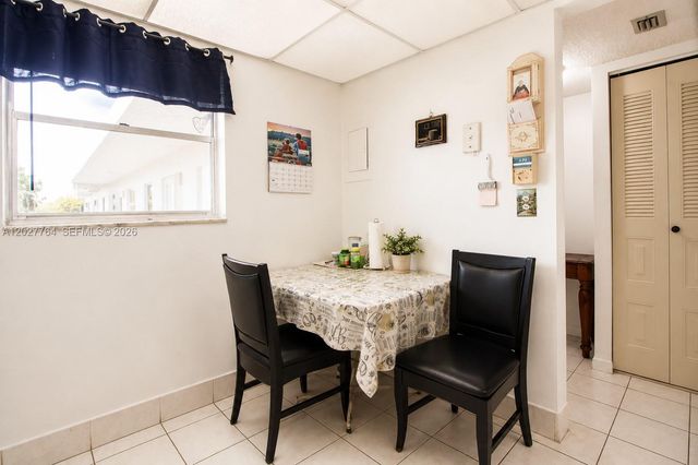 3050 Holiday Springs Boulevard 305, Margate, FL 33063