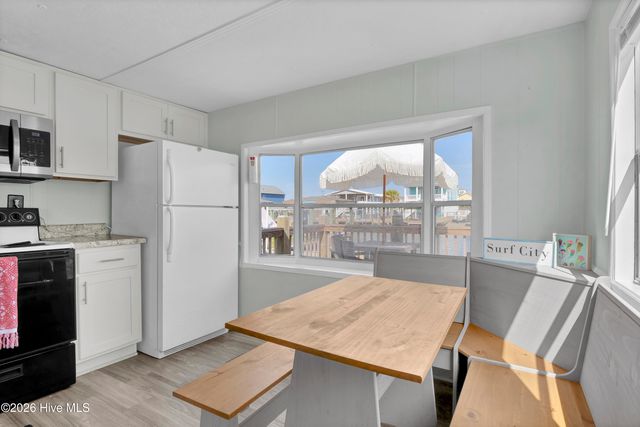 4058 4th Street, Holly Ridge, NC 28445