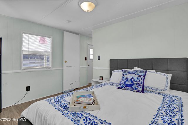 4058 4th Street, Holly Ridge, NC 28445