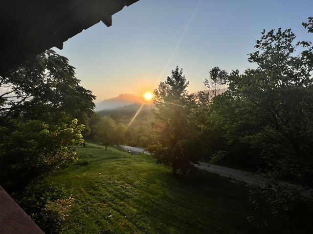 1 Julie Ln, Pleasant Shade, TN 37145