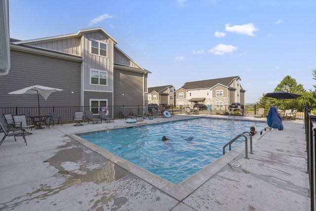 3105 S Vineyards Terrace Unit 2, Branson, MO 65616