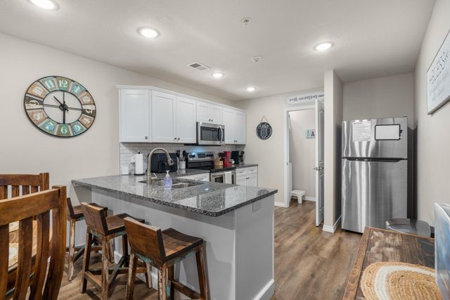 3105 S Vineyards Terrace Unit 2, Branson, MO 65616