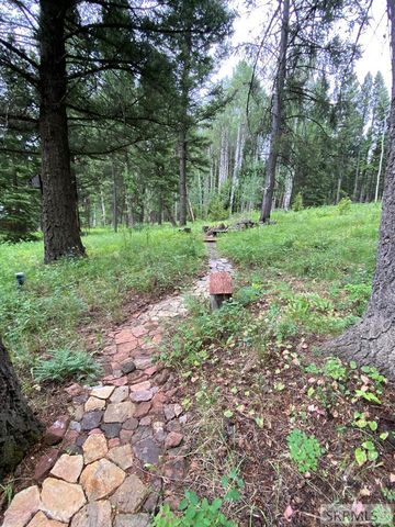 3628 Meadow View Lane, Island Park, ID 83429