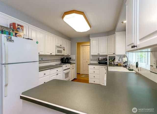 17407 36th Ave E, Tacoma, WA 98446