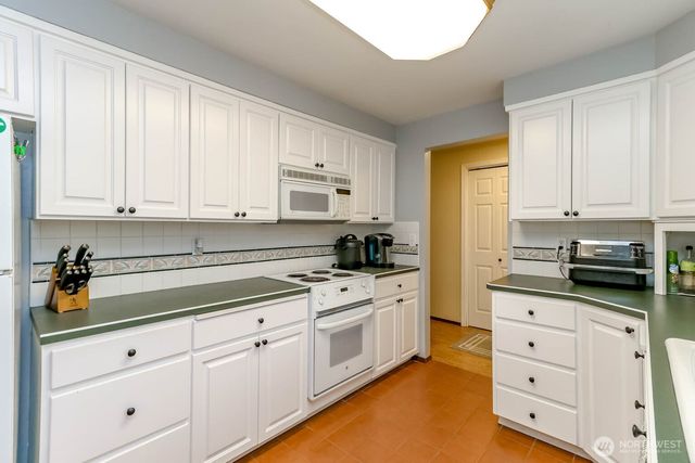 17407 36th Ave E, Tacoma, WA 98446