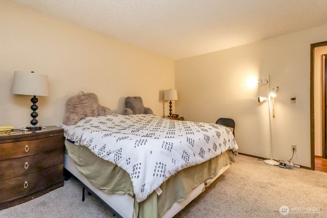 17407 36th Ave E, Tacoma, WA 98446