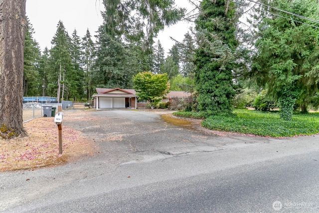 17407 36th Ave E, Tacoma, WA 98446