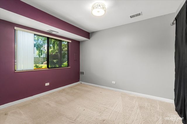 29W365 Thornwood Lane 365, Warrenville, IL 60555
