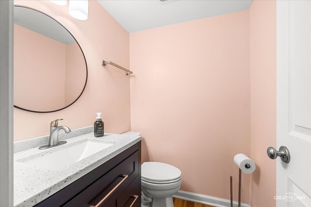 29W365 Thornwood Lane 365, Warrenville, IL 60555