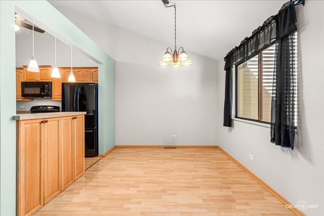 29W365 Thornwood Lane 365, Warrenville, IL 60555