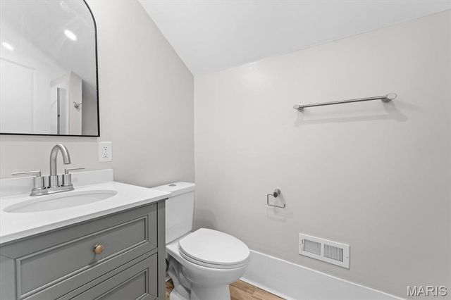 25 W Kentucky Street, Trenton, IL 62293