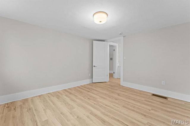 25 W Kentucky Street, Trenton, IL 62293