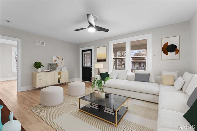 25 W Kentucky Street, Trenton, IL 62293