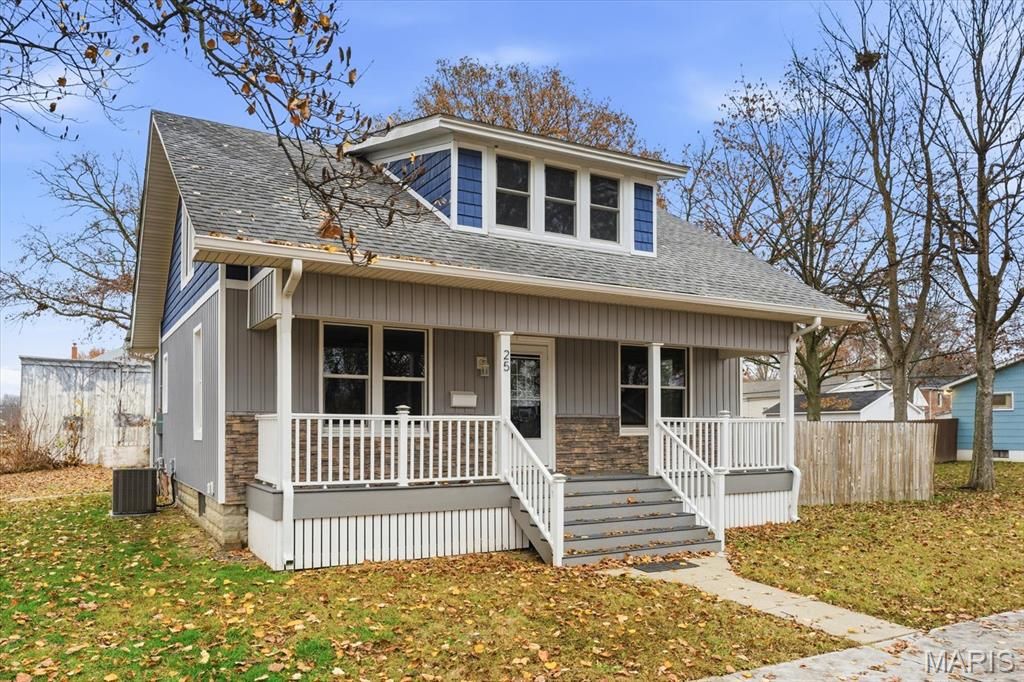 25 W Kentucky Street, Trenton, IL 62293