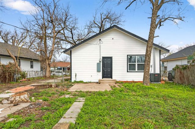 3420 Thannisch Avenue, Fort Worth, TX 76105
