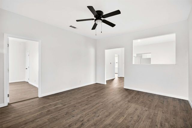 3420 Thannisch Avenue, Fort Worth, TX 76105