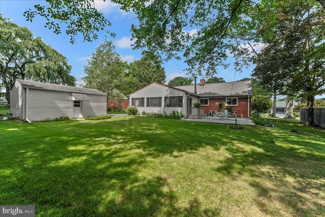 303 HARVARD AVE, Broomall, PA 19008
