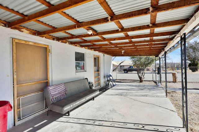 610 E Columbia St, Marfa, TX 79843