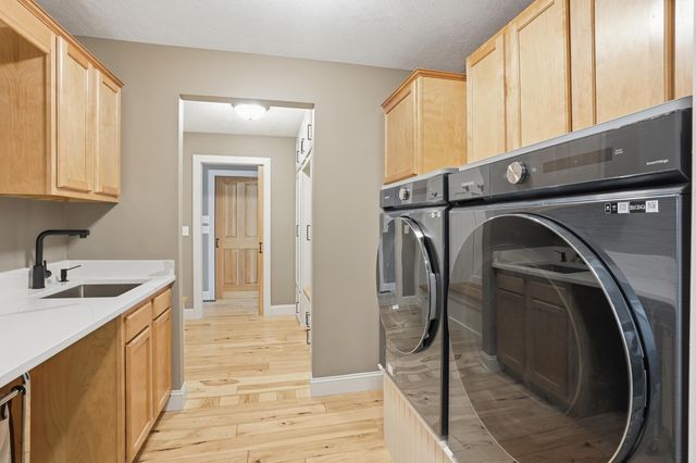 17812 Arnwine Drive, Vandalia, MI 49095