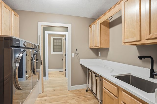 17812 Arnwine Drive, Vandalia, MI 49095