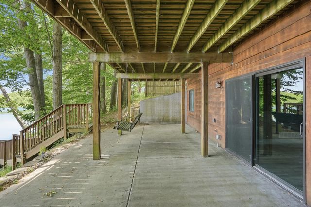 17812 Arnwine Drive, Vandalia, MI 49095