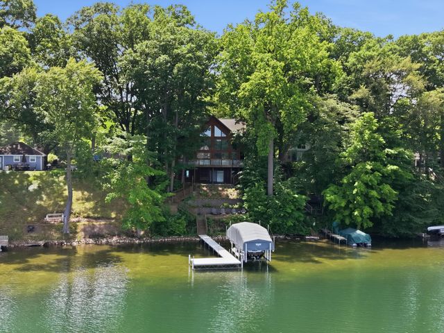 17812 Arnwine Drive, Vandalia, MI 49095