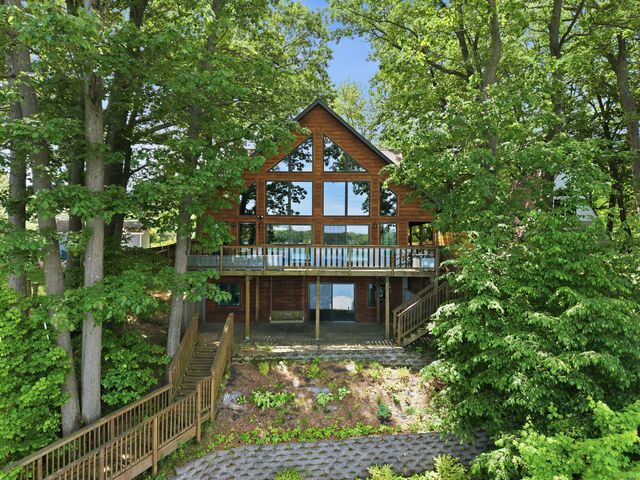 17812 Arnwine Drive, Vandalia, MI 49095
