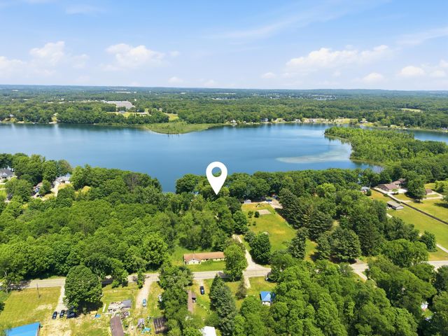 17812 Arnwine Drive, Vandalia, MI 49095