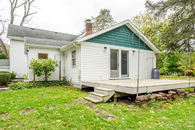 2481 W John Beers Road, Stevensville, MI 49127