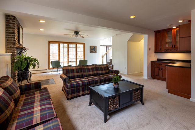 23 Maurizi Lane, Woodstock, NY 12498