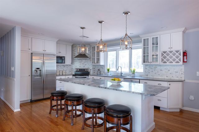 23 Maurizi Lane, Woodstock, NY 12498