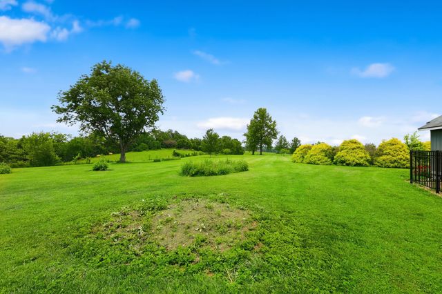1661 Waterworks Road, Winchester, KY 40391