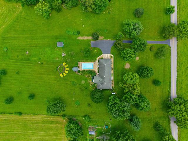 1661 Waterworks Road, Winchester, KY 40391