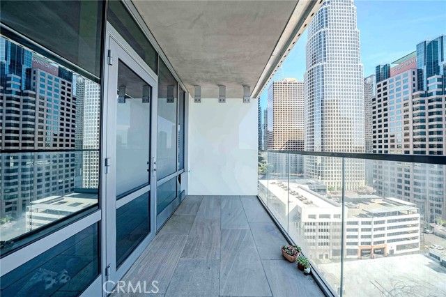 877 Francisco 1717, Los Angeles, CA 90017