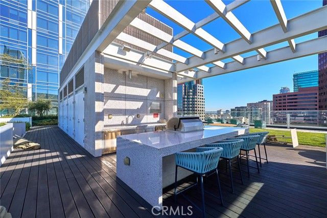 877 Francisco 1717, Los Angeles, CA 90017