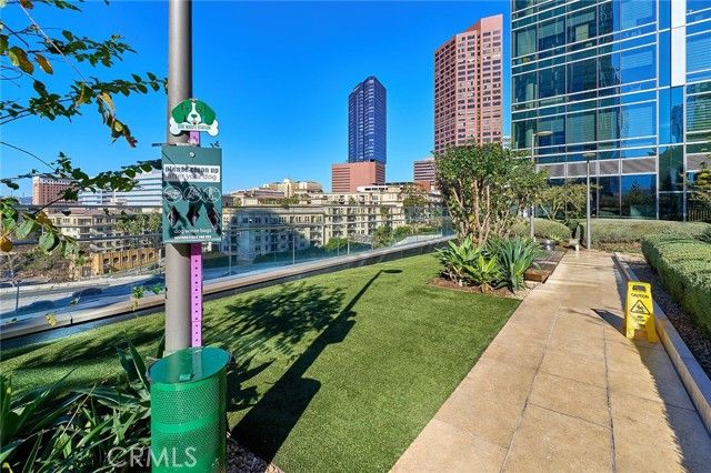 877 Francisco 1717, Los Angeles, CA 90017