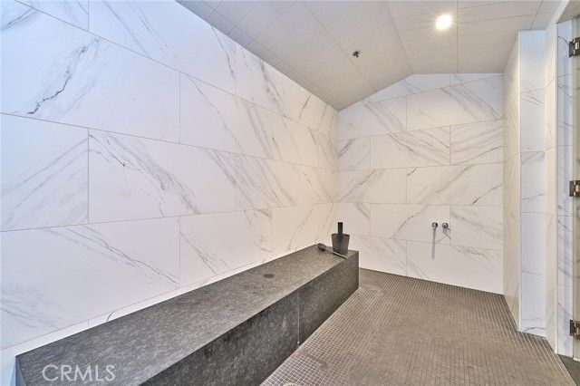 877 Francisco 1717, Los Angeles, CA 90017