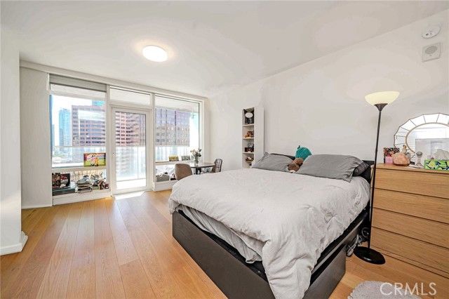 877 Francisco 1717, Los Angeles, CA 90017