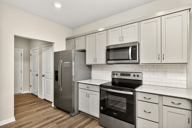 3013 NW Countrywood Lane, Ankeny, IA 50023