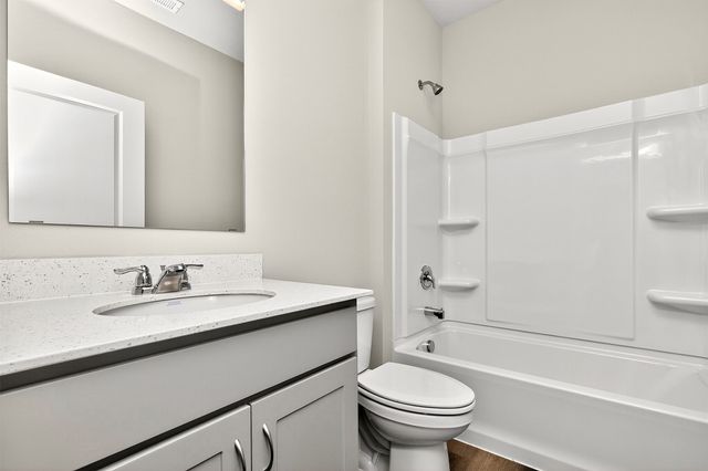 3013 NW Countrywood Lane, Ankeny, IA 50023