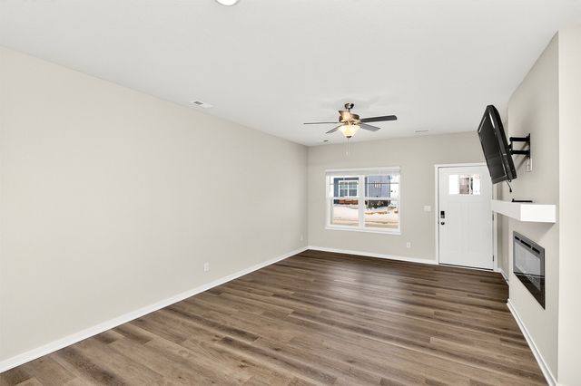 3013 NW Countrywood Lane, Ankeny, IA 50023