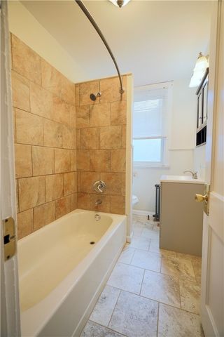 4000 Murray Ave 2, Squirrel Hill, PA 15217