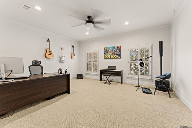 2125 Rue Bienvenue, Baton Rouge, LA 70809