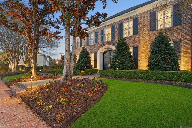 2125 Rue Bienvenue, Baton Rouge, LA 70809