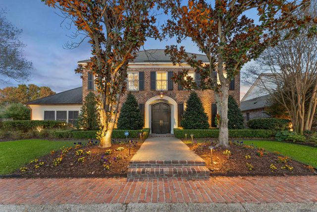 2125 Rue Bienvenue, Baton Rouge, LA 70809