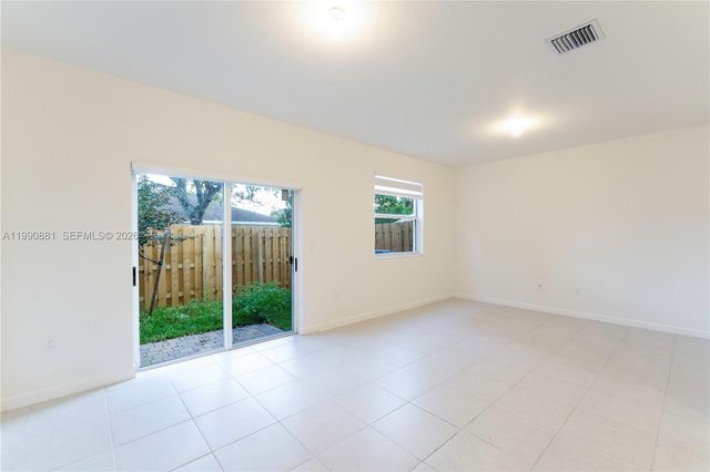 5514 NW 27th Street, Lauderhill, FL 33313