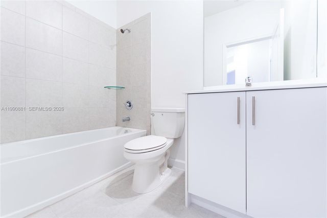 5514 NW 27th Street, Lauderhill, FL 33313