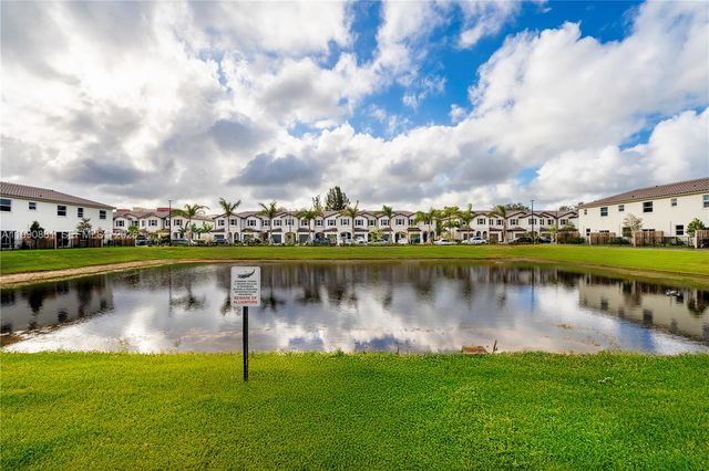 5514 NW 27th Street, Lauderhill, FL 33313
