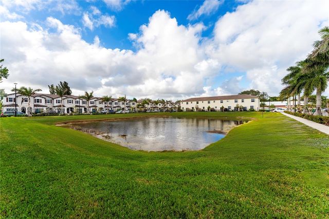 5514 NW 27th Street, Lauderhill, FL 33313